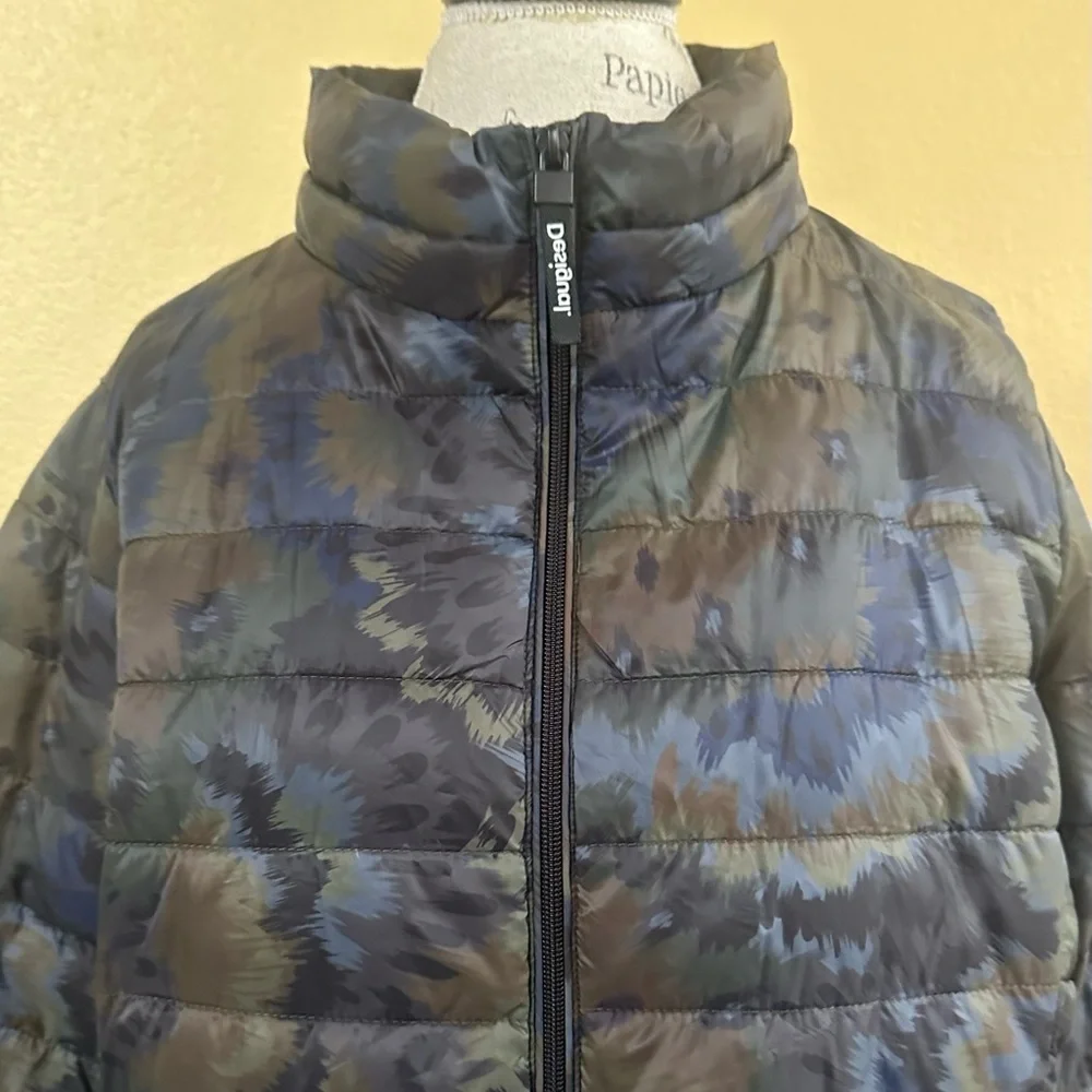 Desigual Print Puffer Jacket Size XXL New Without Tags!